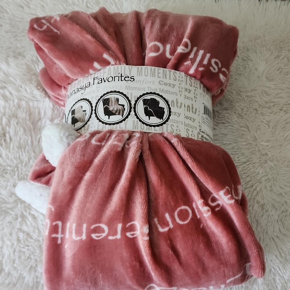 Chanasya  Cozy Pink Plush Blanket Soft Luxurious Blanket Brand New